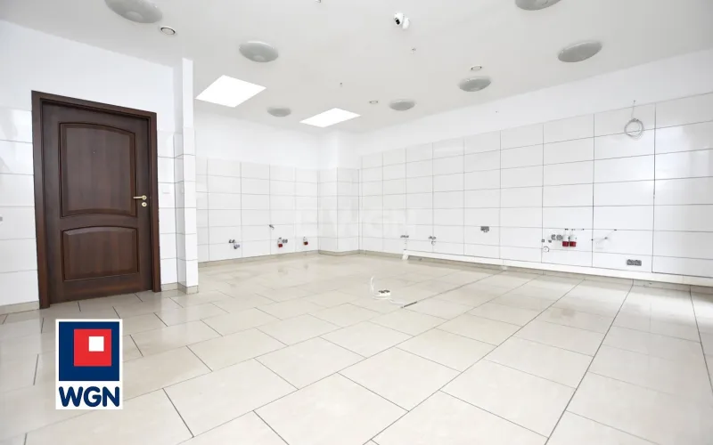 Lokal usługowy na  sprzedaż Inowrocław - Wyjątkowa oferta inwestycyjna ! pakiet 3 lokali handlowo-usługowych (jeden to Żabka) w centrum Inowrocławia